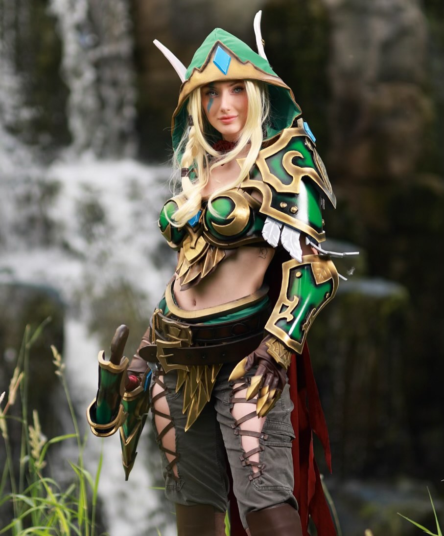 Tsarina Cosplay 1752011914 3672464575126882113 1691851910