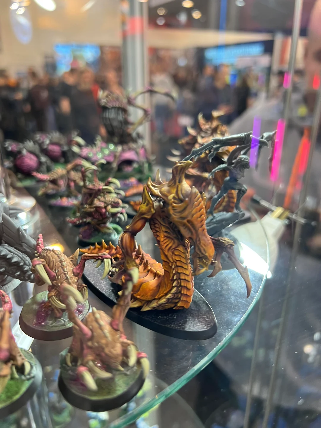 Starcraft Tabletop Miniature Pics From Spiel 2025 V0 Y77qx4s73vwf1
