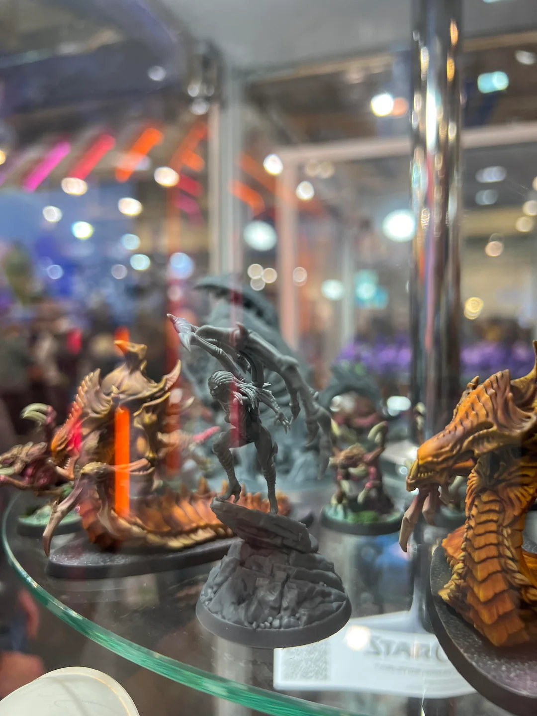 Starcraft Tabletop Miniature Pics From Spiel 2025 V0 Lr0p87s73vwf1
