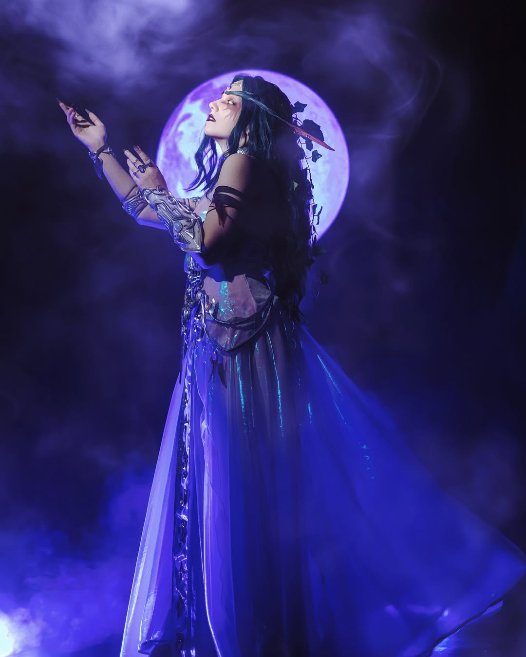 Tyrande Whisperwind Full Costume Made by Me Photo by @julia.islen #cosplay #worldofwarcraft #world (2)